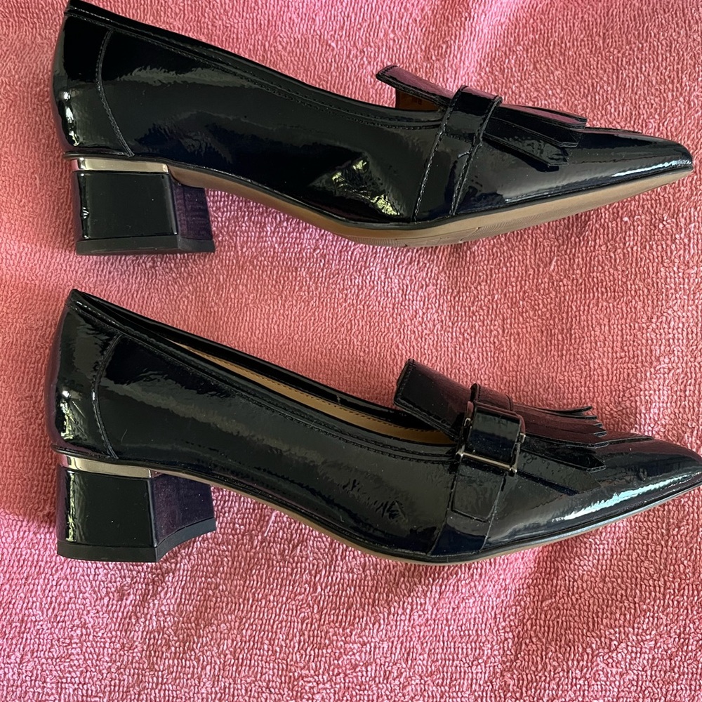 Franco Sarto Navy Patent Leather Loafers Size 6 - Picture 2 of 3